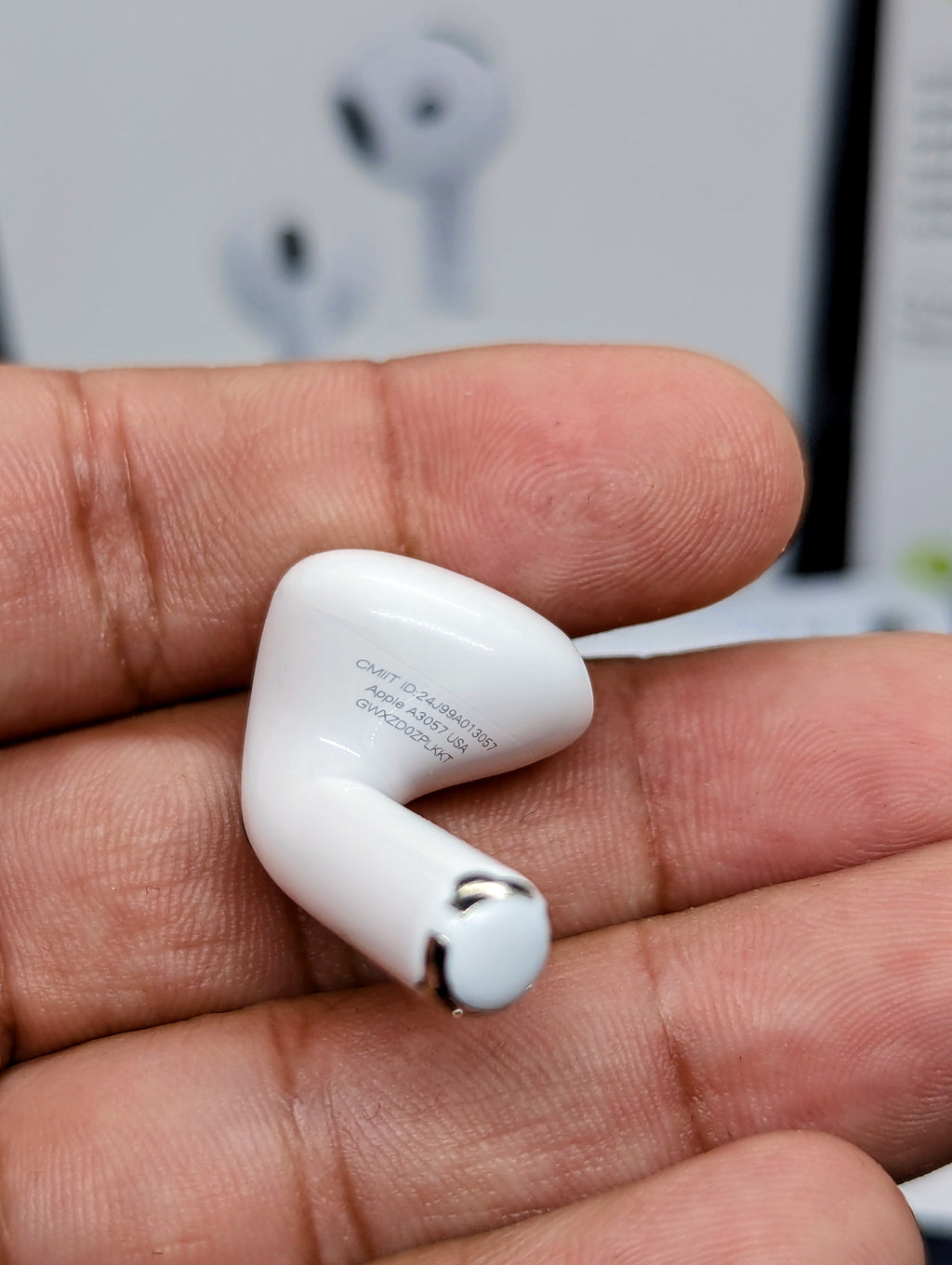 AirPods 4th Generation-ANC
