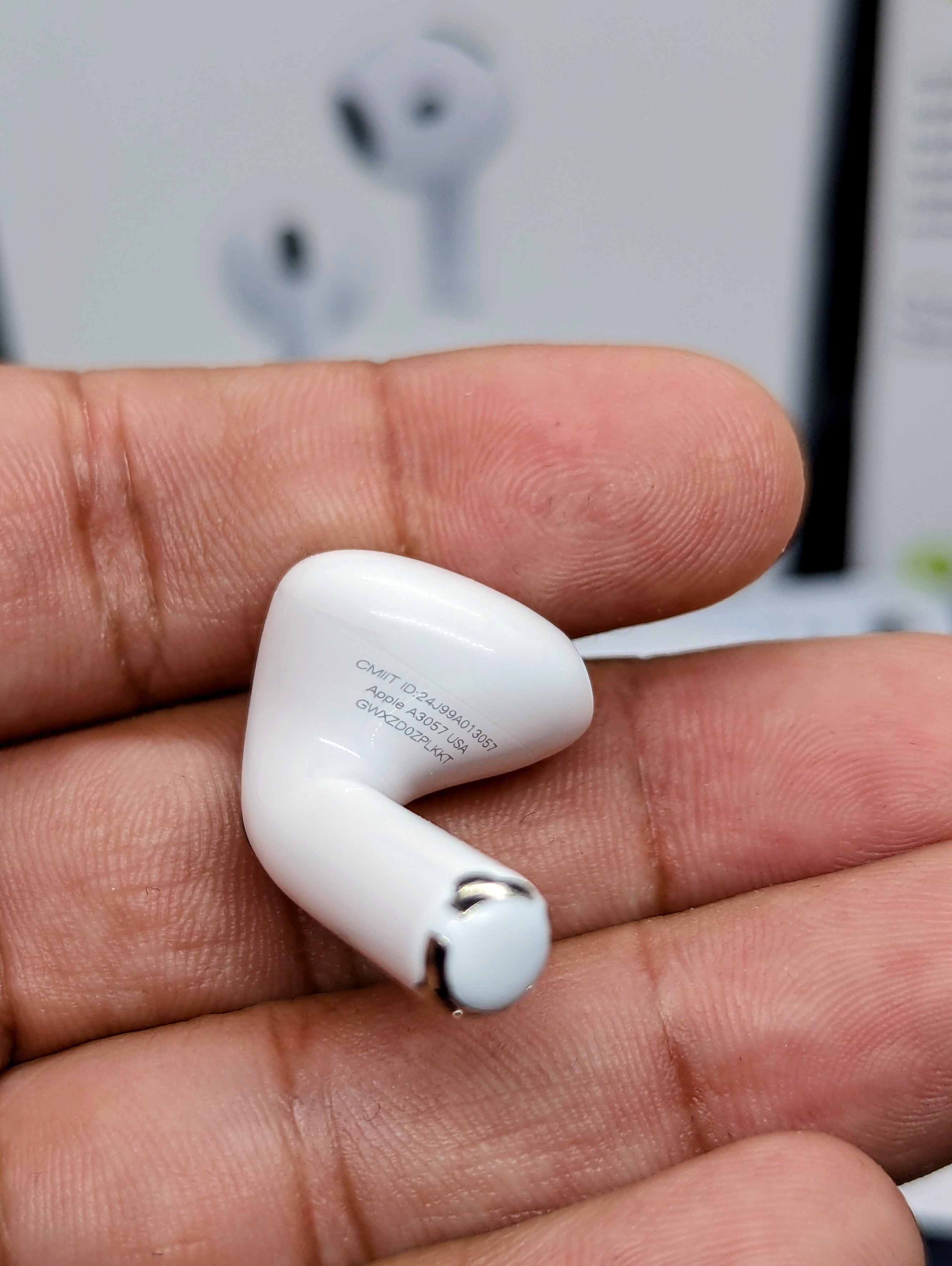 AirPods 4th Generation-ANC